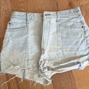 Abercrombie & Fitch Light Wash Curve Love Jean Shorts